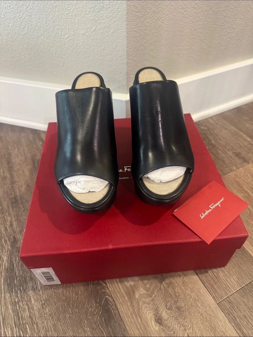 Salvatore Ferragamo Miley Platform Leather Mule  Size 8C Black